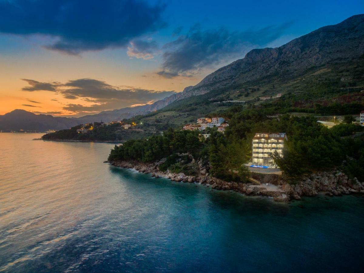 Villa Charlotte Omis Exterior photo