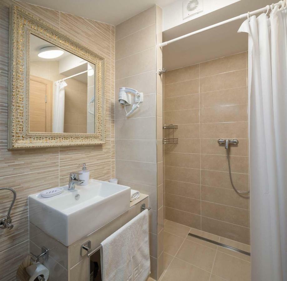 Villa Charlotte Omis Exterior photo