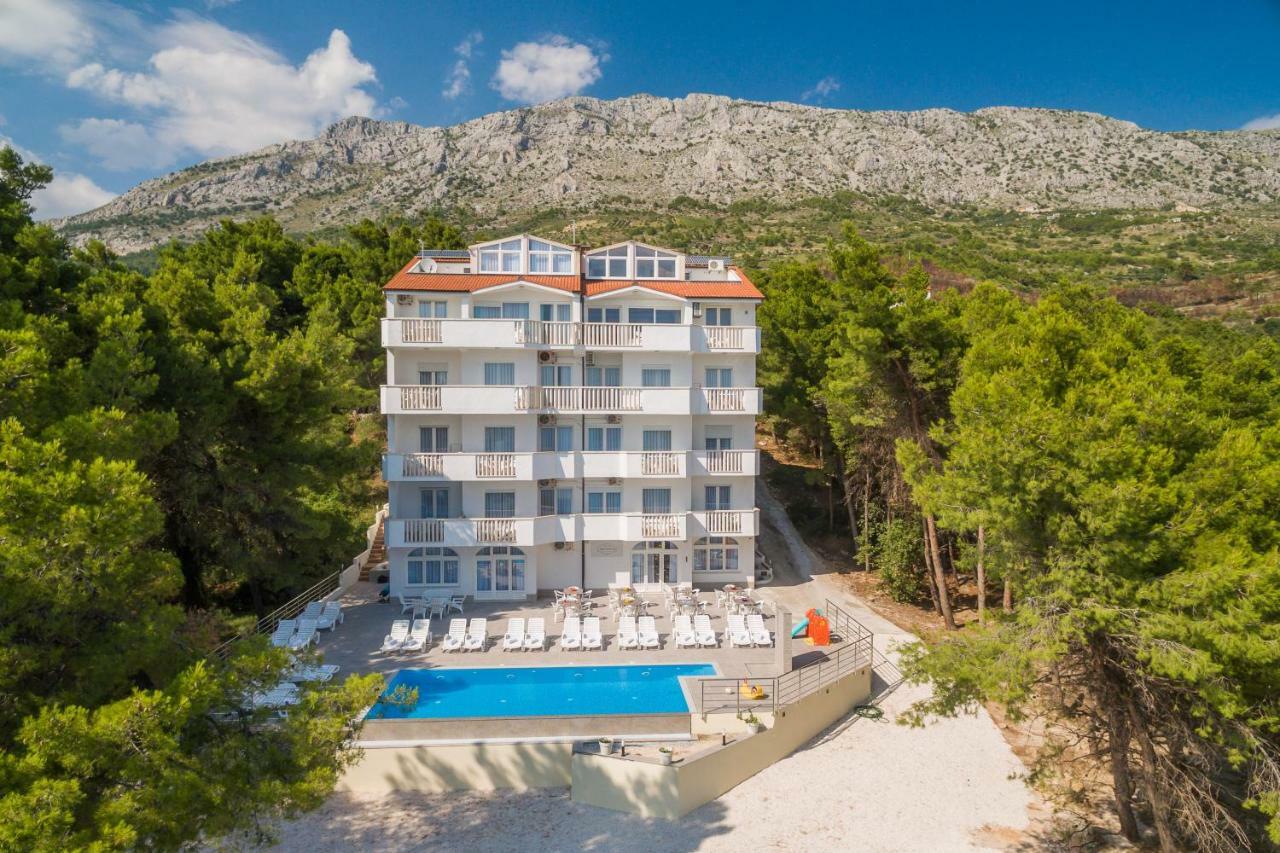 Villa Charlotte Omis Exterior photo